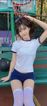 小罗和C罗巅峰对决谁更强